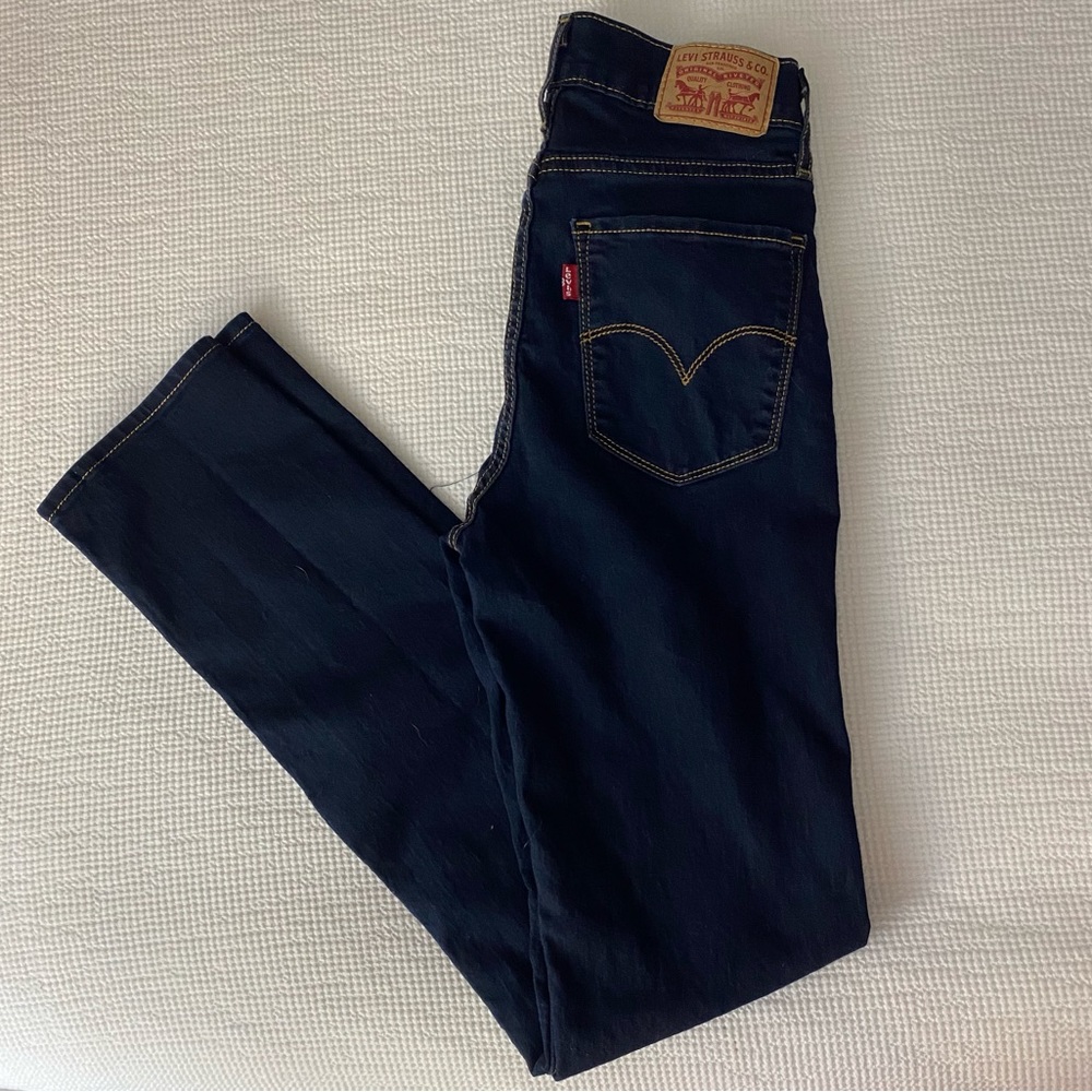 Levi’s straight cut high rise jeans.